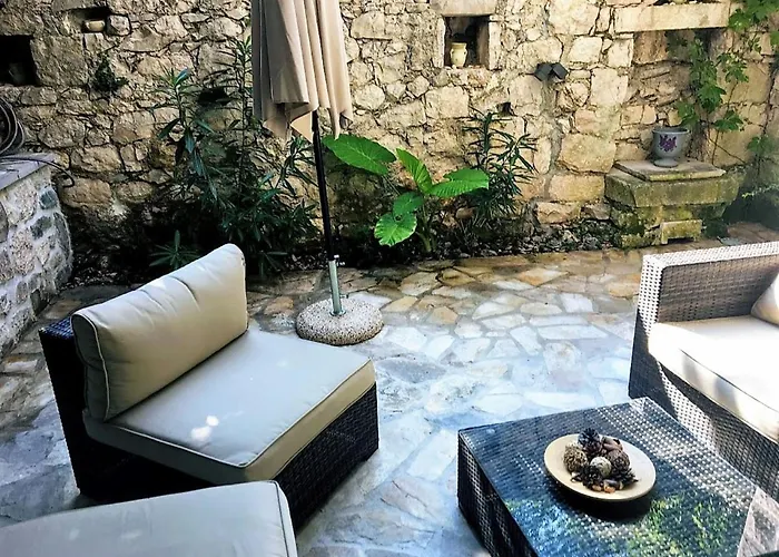 Old Town Ivo Apartment *