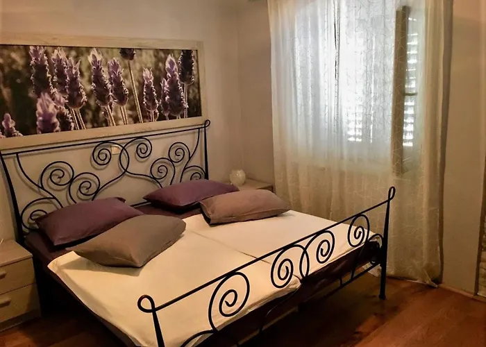 Apartment Old Town Ivo Makarska