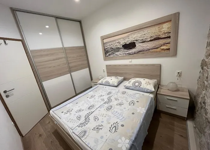 Old Town Ivo Макарска