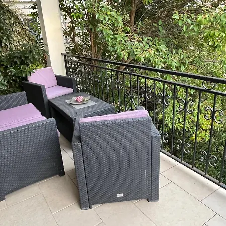 Old Town Ivo Apartment *