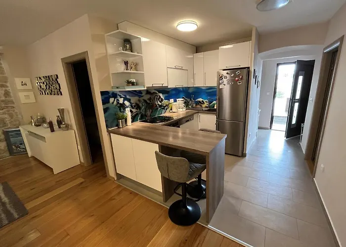 Old Town Ivo 马卡尔斯卡